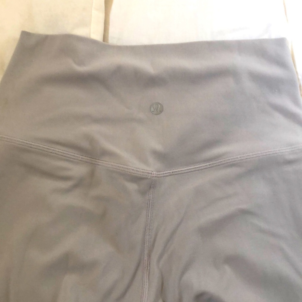 Lululemon light gray leggings